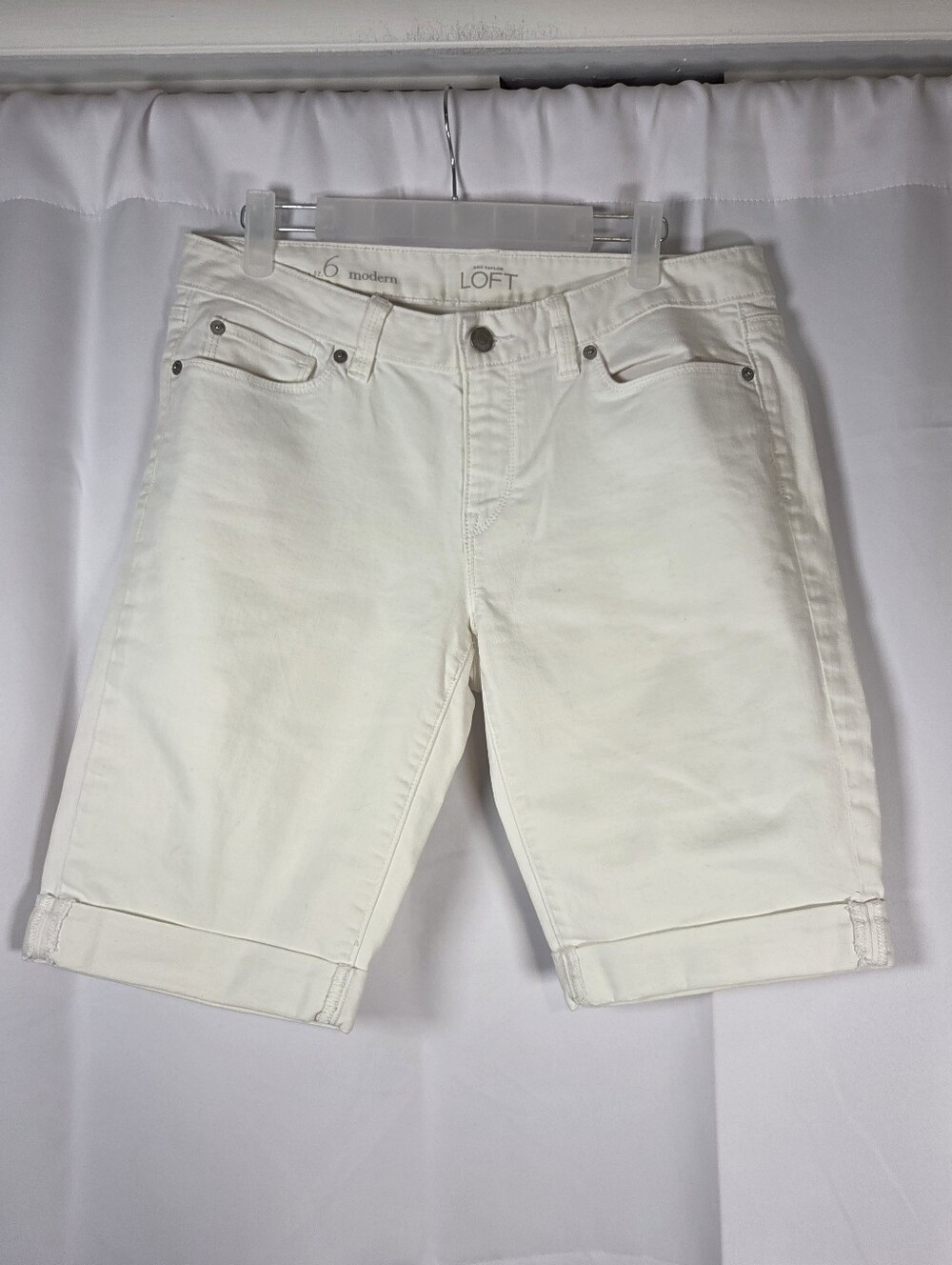 LOFT  The Modern White Denim Jean Bermuda Shorts Women's 6